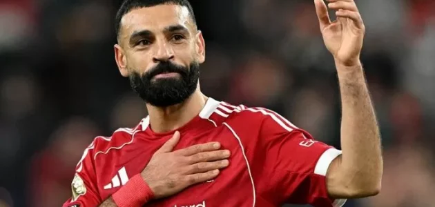 روي كين يحذر من أن رحيل محمد صلاح عن ليفربول قد يتحول إلى “كارثة” –