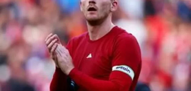 أندي روبرتسون يُلمّح إلى انتقال جديد بعد فشل رحيله عن ليفربول