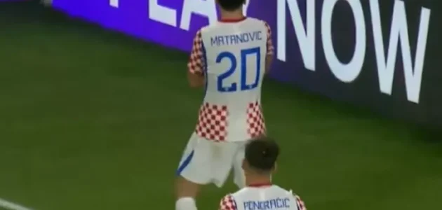 كولومبيا ١-٢ كرواتيا: تسديدة فوسكوفيتش البعيدة ورأسية ماتانوفيتش تحسمان الفوز