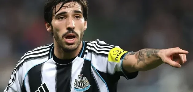 من المتوقع أن يتقدم مانشستر يونايتد بعرض رسمي لضم لاعب خط وسط نيوكاسل، تونالي.