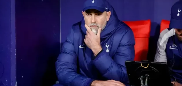 رسميًا: إقالة المدرب المؤقت لتوتنهام، تيودور، بعد فوز واحد فقط في 7 مباريات