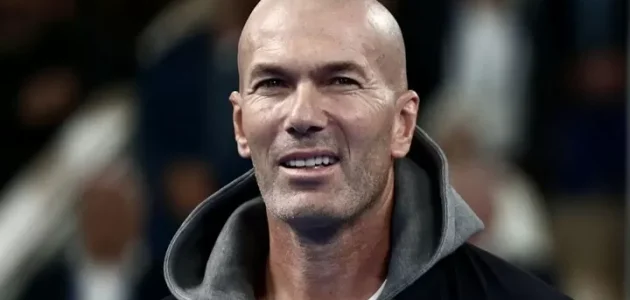 وافق زيدان على تولي تدريب المنتخب الفرنسي بعد كأس العالم، واستقالة ديشامب.